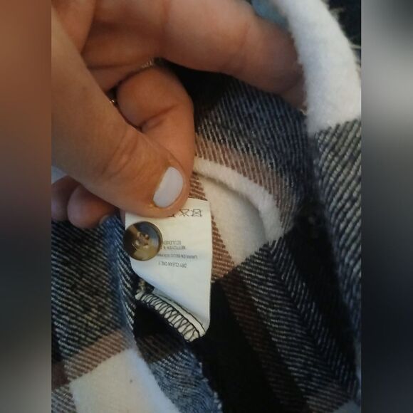 Altar'd State Soft Black White Fall Checkered Flannel Button-Down Shirt XS - Picture 8 of 12